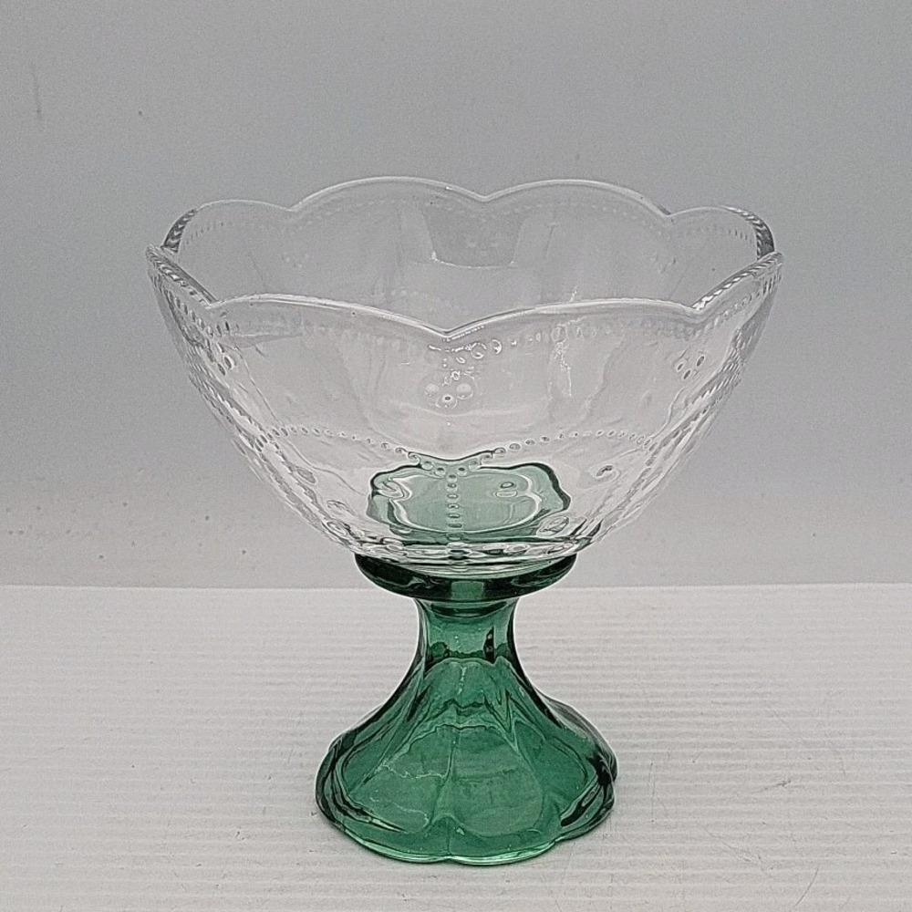 1960s Green Scalloped Rim Footed Glass Compote Small Candy/Nut Dish